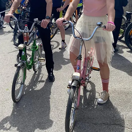 Granny Angela's House * גרוסופליה