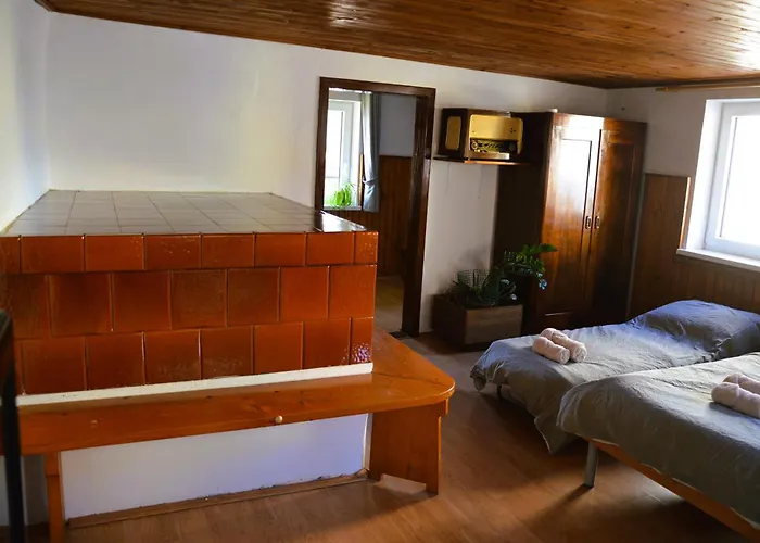 Granny Angela's House * גרוסופליה